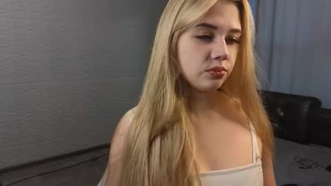 Snapshot of annalbel chatting on November 30, 2025, 5:55 am Annabel online show from November 30, 2025, 5:55 am