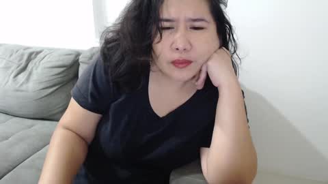 Snapshot of annaloveme chatting on February 2, 2025, 3:17 pm Anna online show from February 2, 2025, 3:17 pm