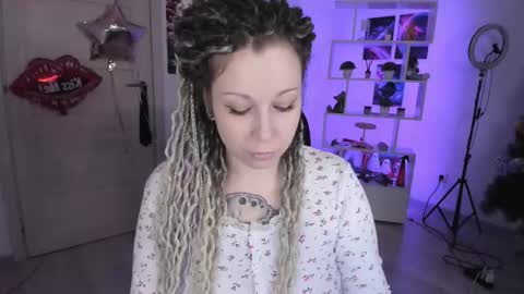 Snapshot of annanebula chatting on November 5, 2025, 2:22 am Anna online show from November 5, 2025, 2:22 am