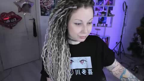 Snapshot of annanebula chatting on November 30, 2025, 4:11 pm Anna online show from November 30, 2025, 4:11 pm