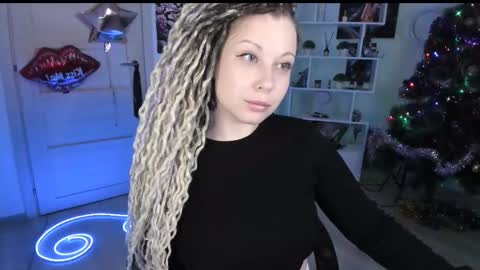 Snapshot of annanebula chatting on January 16, 2026, 2:04 am Anna online show from January 16, 2026, 2:04 am