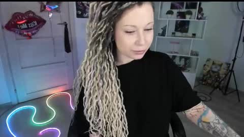 Snapshot of annanebula chatting on March 1, 2026, 4:53 pm Anna online show from March 1, 2026, 4:53 pm