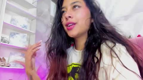 Anna online show from November 4, 2025, 4:39 pm