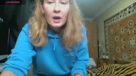 AnnaXLovers online show from October 20, 2025, 3:12 pm