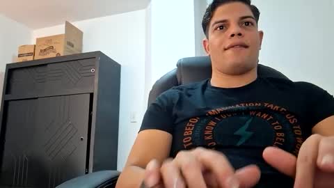 Anndy Hardy online show from December 9, 2024, 3:11 pm