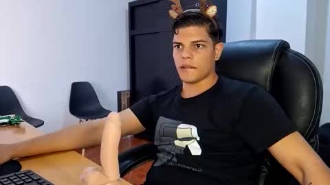 Anndy Hardy online show from December 10, 2024, 4:38 pm