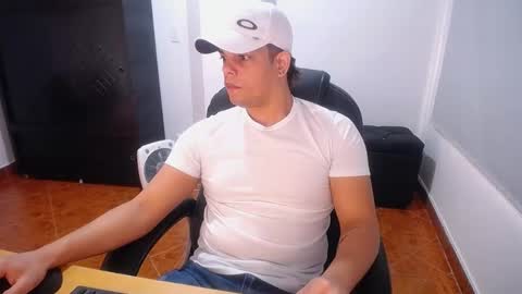 Anndy Hardy online show from December 13, 2024, 11:55 am