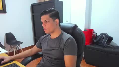 Anndy Hardy online show from December 17, 2024, 12:11 pm