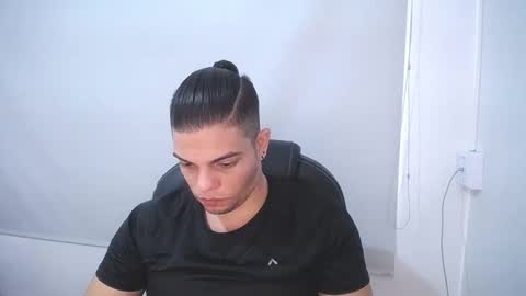 Anndy Hardy online show from February 17, 2025, 4:37 pm