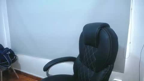 Anndy Hardy online show from February 24, 2025, 4:04 pm