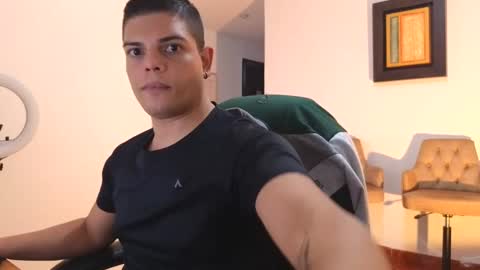 Anndy Hardy online show from October 3, 2025, 9:12 pm