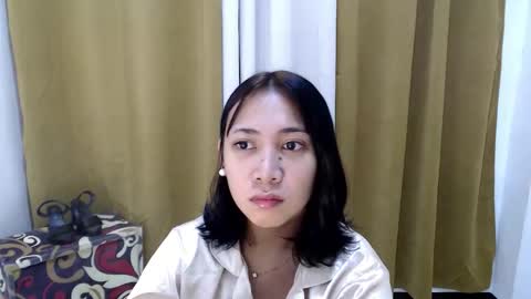 anne_chanelx online show from December 5, 2025, 8:34 am