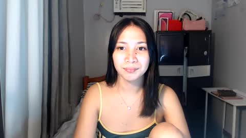 anne_chanelx online show from May 23, 2026, 9:52 pm