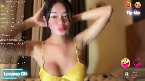 Snapshot of annedee_ chatting on February 1, 2025, 6:00 am Kim online show from February 1, 2025, 6:00 am