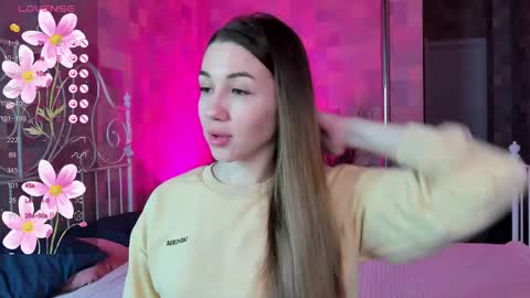 Snapshot of annee_morris chatting on February 13, 2025, 1:19 am Anne online show from February 13, 2025, 1:19 am