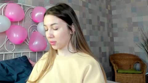 Snapshot of annee_morris chatting on February 15, 2025, 1:10 am Anne online show from February 15, 2025, 1:10 am