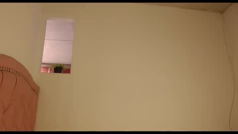 Snapshot of annelis_om chatting on March 5, 2026, 4:36 pm annelis_om online show from March 5, 2026, 4:36 pm