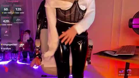 Annes online show from December 15, 2025, 9:19 pm