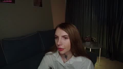 Snapshot of annetenet chatting on December 23, 2025, 9:18 am Annet online show from December 23, 2025, 9:18 am