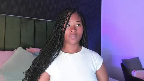 Snapshot of anneth__m chatting on December 6, 2024, 7:34 pm Anneth online show from December 6, 2024, 7:34 pm