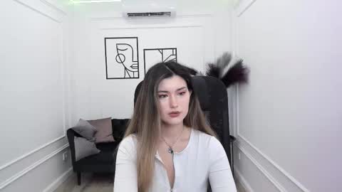 annetli online show from September 25, 2025, 3:32 am