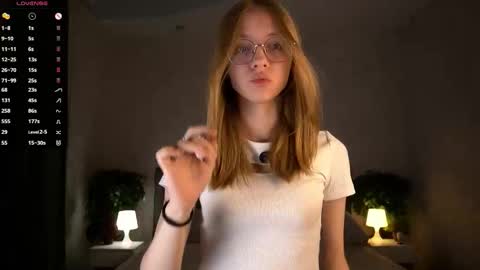 Snapshot of annettaregino chatting on November 17, 2025, 5:19 pm Eva online show from November 17, 2025, 5:19 pm