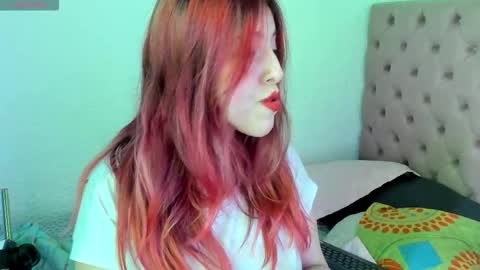 Snapshot of anngelic chatting on February 5, 2026, 12:10 pm ANGE 3 online show from February 5, 2026, 12:10 pm