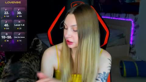 Snapshot of annie69kiss chatting on March 3, 2026, 7:31 pm Annie online show from March 3, 2026, 7:31 pm