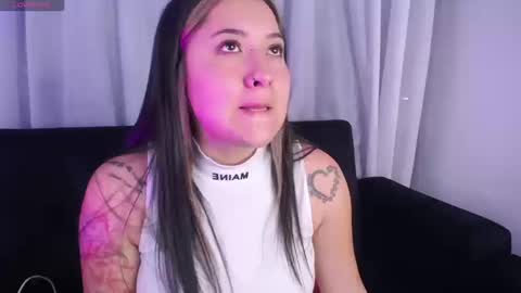Snapshot of annie_a_ chatting on September 22, 2025, 11:29 pm ANNIE online show from September 22, 2025, 11:29 pm