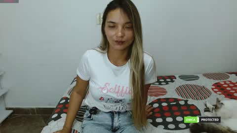 Snapshot of annie_che77y chatting on January 13, 2025, 4:28 am annie cherry independent model online show from January 13, 2025, 4:28 am