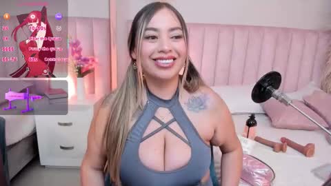Snapshot of annie_karlsson__ chatting on October 3, 2025, 6:54 am online show from October 3, 2025, 6:54 am