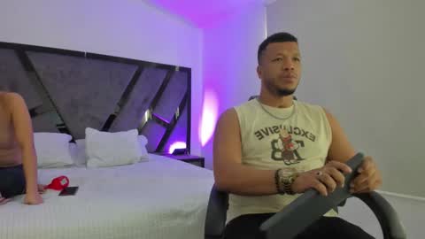 Snapshot of annieandstefan chatting on January 17, 2026, 12:54 pm Annie and Stefan online show from January 17, 2026, 12:54 pm