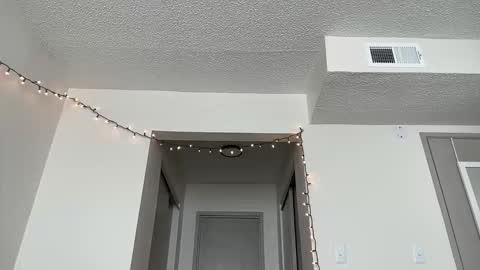 Snapshot of annieangel18 chatting on December 5, 2025, 6:26 pm ONLY FANS online show from December 5, 2025, 6:26 pm