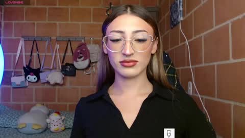 Annie online show from December 14, 2024, 1:05 pm