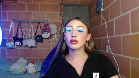 Annie online show from December 14, 2024, 4:09 pm