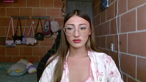 Annie online show from January 6, 2025, 5:27 pm