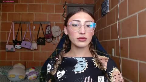 Annie online show from January 11, 2025, 1:01 pm