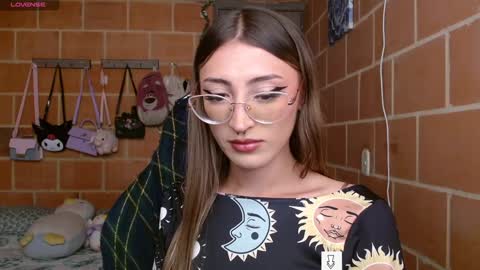 Annie online show from January 16, 2025, 1:58 pm