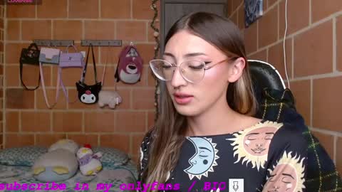 Annie online show from January 29, 2025, 2:10 pm