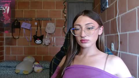 Annie online show from February 11, 2025, 6:11 pm