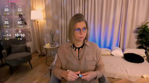 Annie online show from February 17, 2026, 6:32 am