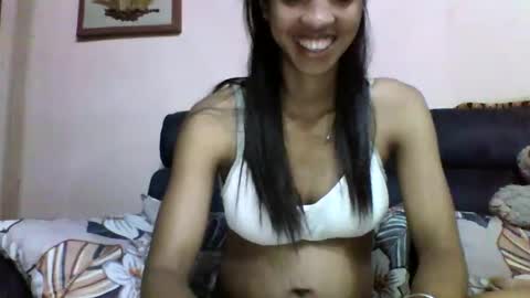 anniesexy1 online show from November 19, 2025, 5:57 pm