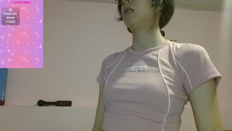 Annie Sparkle online show from November 6, 2025, 1:06 am