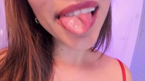 Snapshot of anniiesclub chatting on February 11, 2025, 1:52 am Annie Banannie p online show from February 11, 2025, 1:52 am