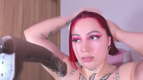 Gise. online show from February 10, 2025, 10:30 pm