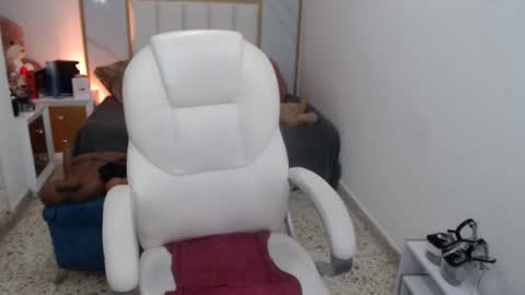 Snapshot of annita_cooper_ chatting on March 8, 2025, 4:17 pm anna online show from March 8, 2025, 4:17 pm