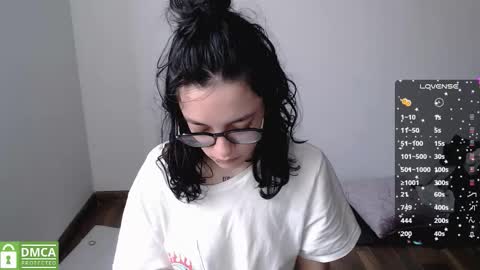 Gaby 3 online show from October 29, 2025, 1:57 pm