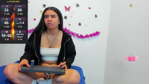 annie online show from October 23, 2025, 8:13 am