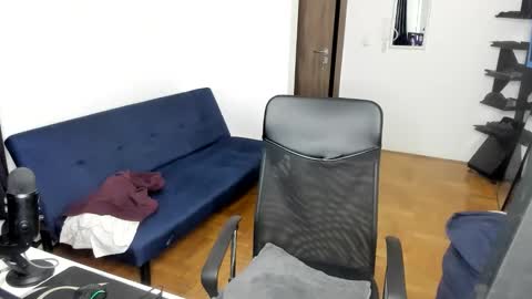 Snapshot of annonimsick chatting on October 20, 2025, 3:01 pm online show from October 20, 2025, 3:01 pm