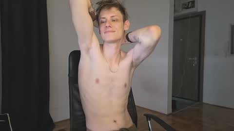 Snapshot of annonimsick chatting on December 4, 2025, 12:58 pm online show from December 4, 2025, 12:58 pm